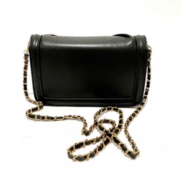 BADGLEY MISCHKA Gold Chain Pleated Crossbody Bag in Black NWT - Picture 7 of 13